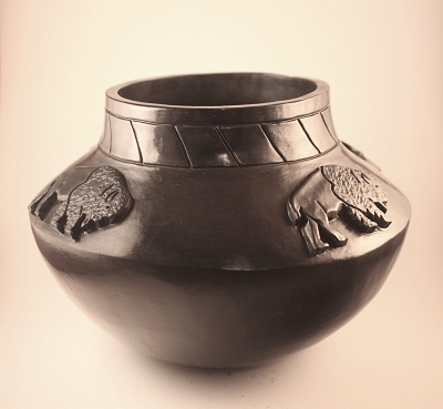Blackware pottery burnished bison design raven-blackware.com