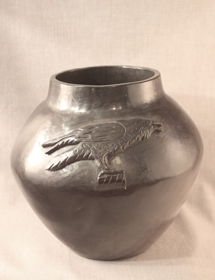 Blackware pottery burnished ravens raven-blackware.com